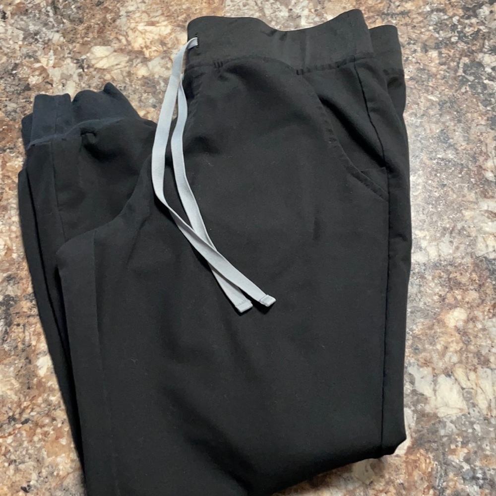 Black Medium Fig Women’s Scrub pants